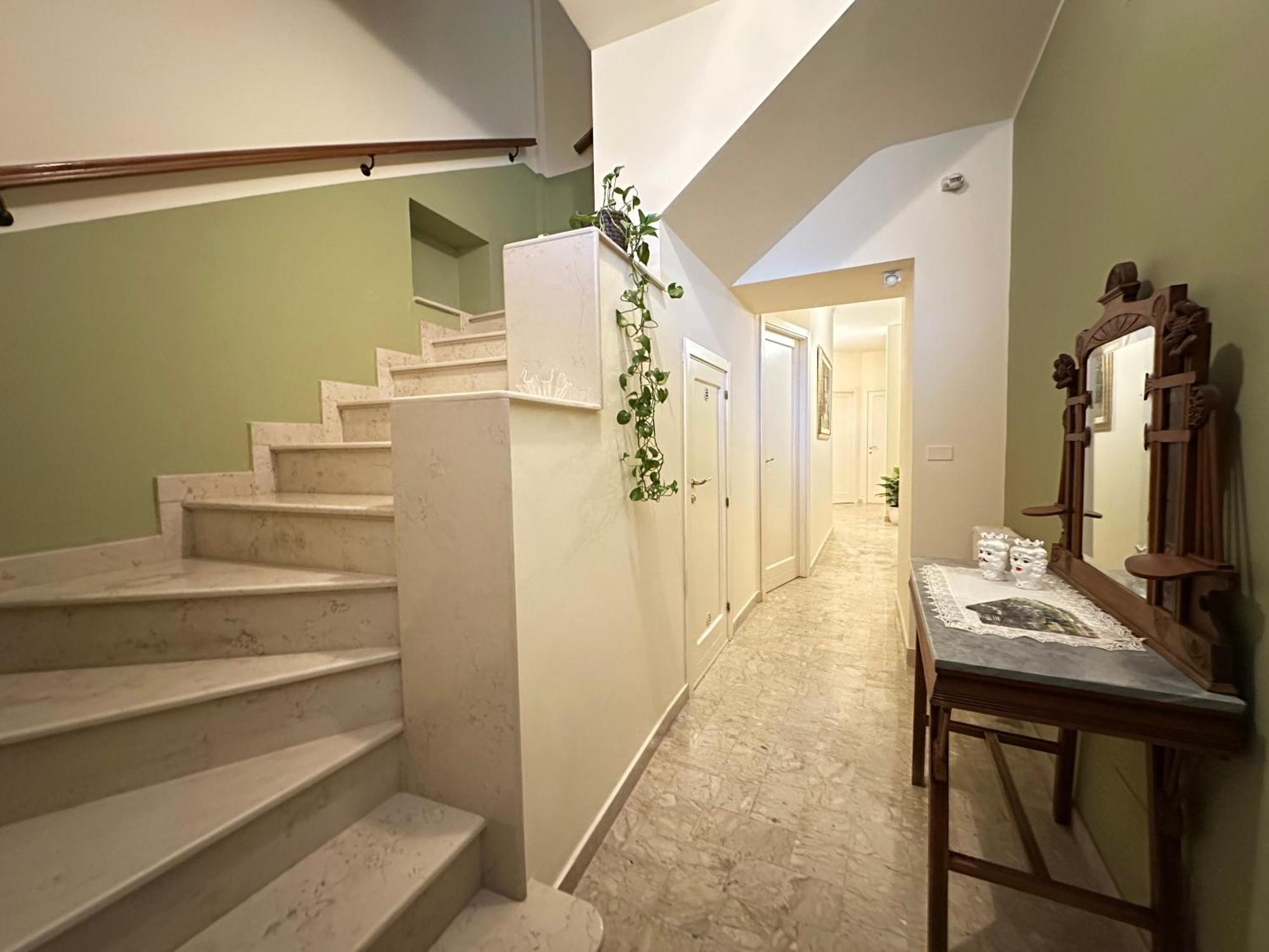 Historic B&B Apartments Home Chiaramonte Gulfi Luaran gambar